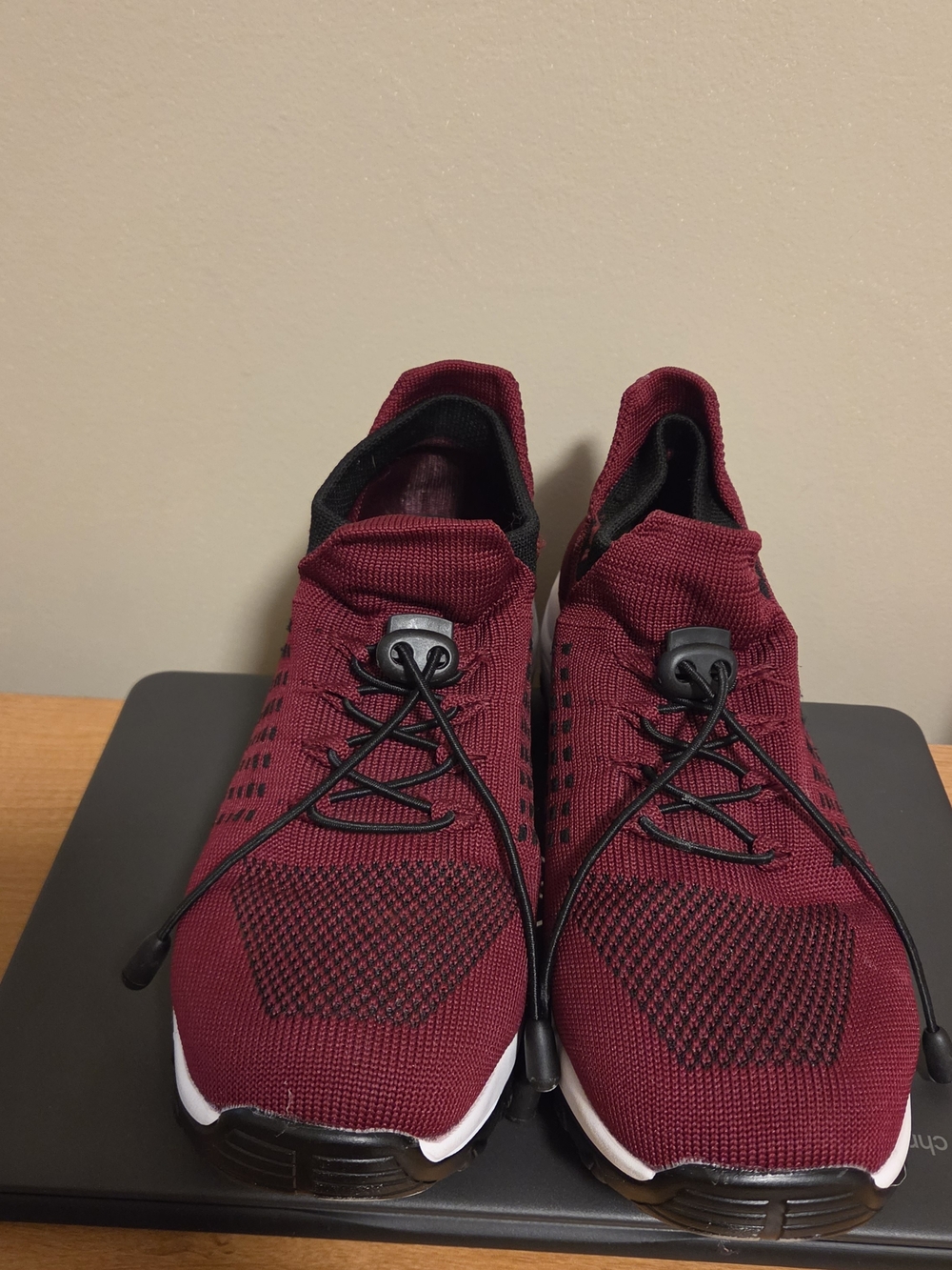 Comfortwear Athletic Knit Sneakers - Burgundy